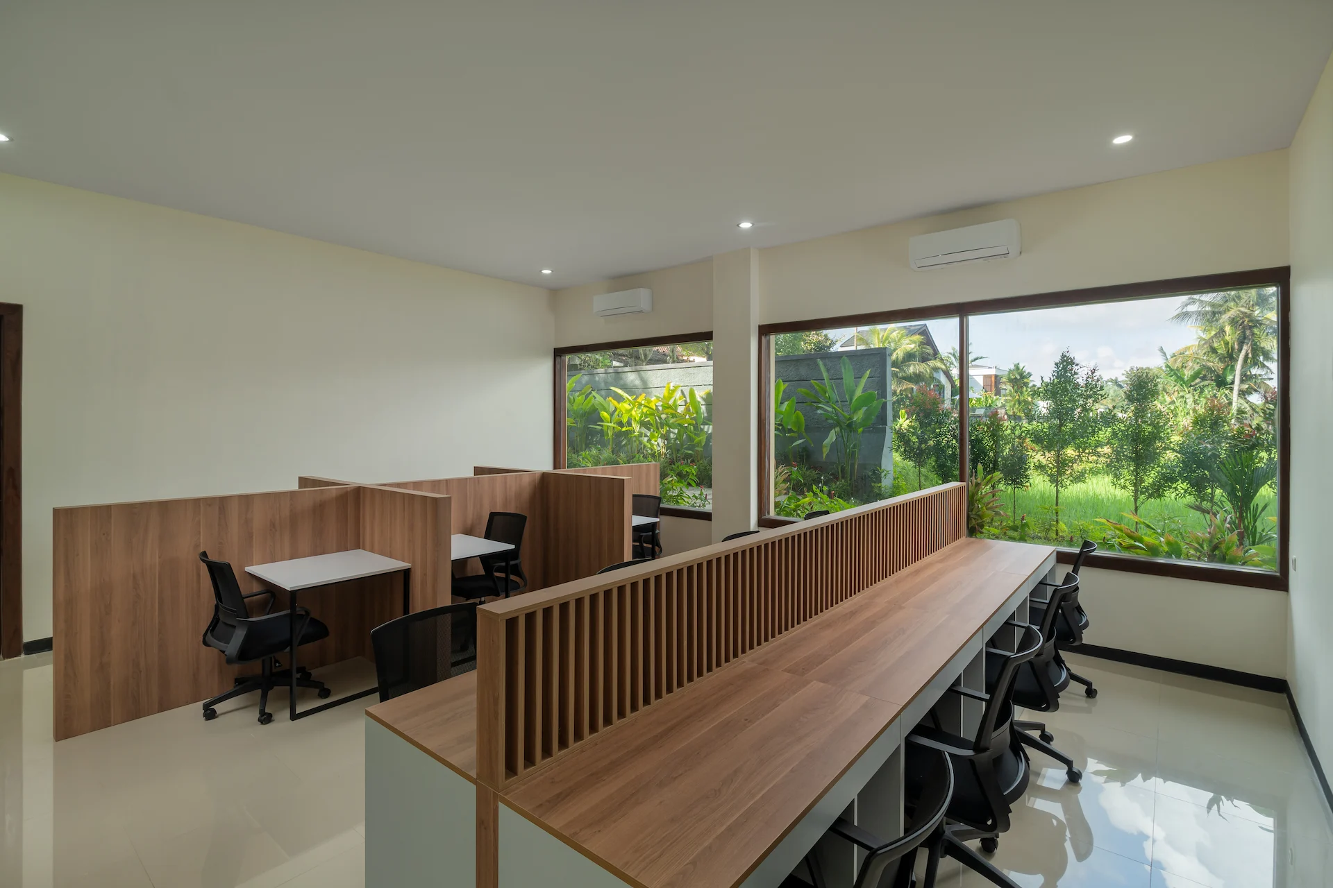 PRIVATE OFFICE 3